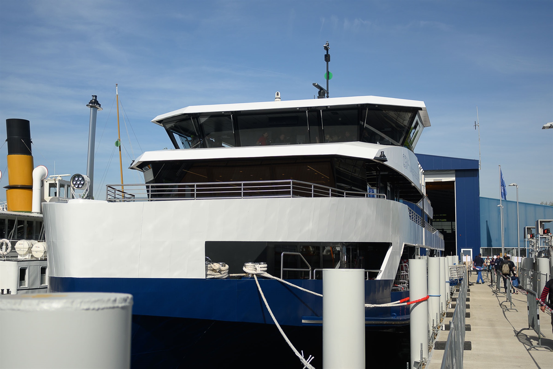 Schiffsrundgang Naviexpress auf dem Genfersee